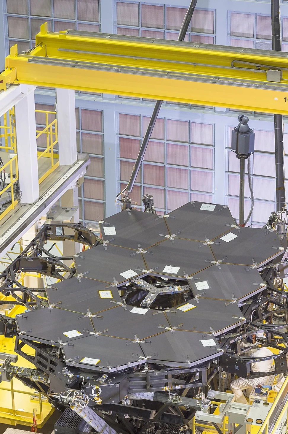 By the Dozen: NASA's James Webb Space Telescope Mirrors