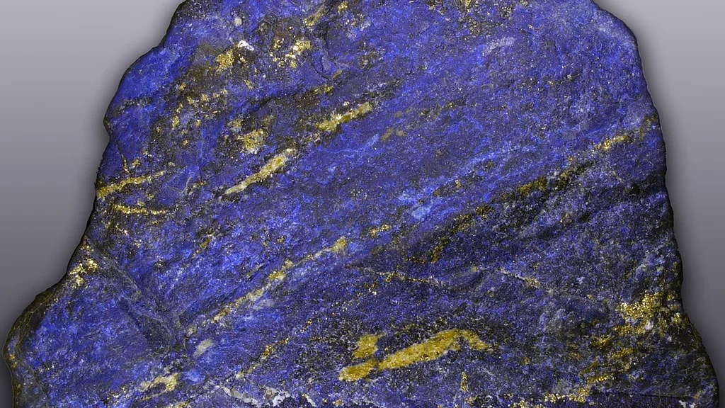 Lapis Lazuli – Kamień Nieba, Prawdy i Duchowego Przebudzenia